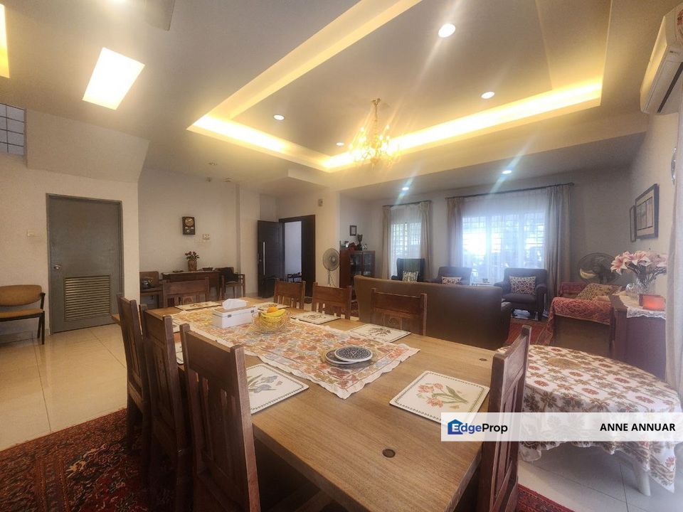 RENOVATED 2 Storey Superlink D'Kayangan Seksyen 13 Shah Alam , Selangor, Shah Alam