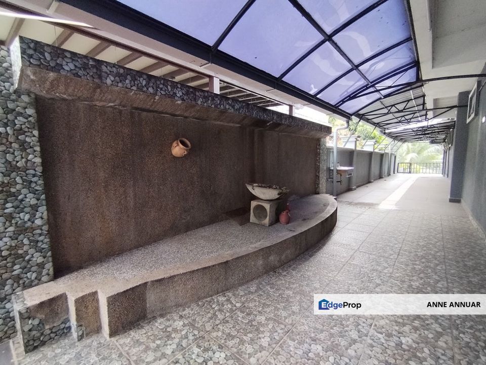 1.5 Storey Semi D Seksyen 8 Shah Alam, Selangor, Shah Alam