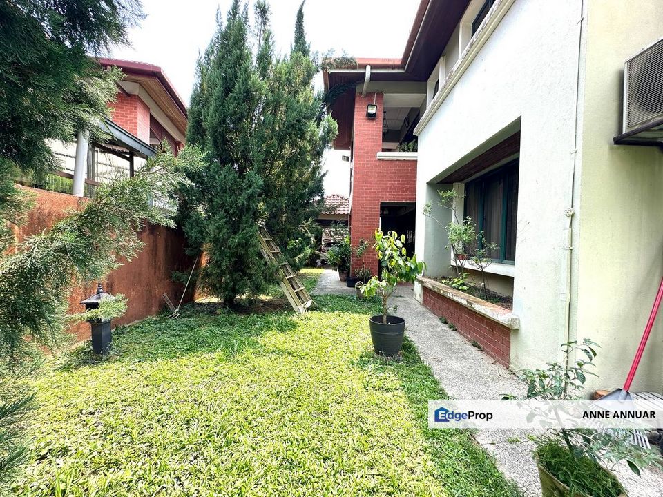 HUGE 2 Storey Semi D Templer Bestari Rawang, Selangor, Rawang