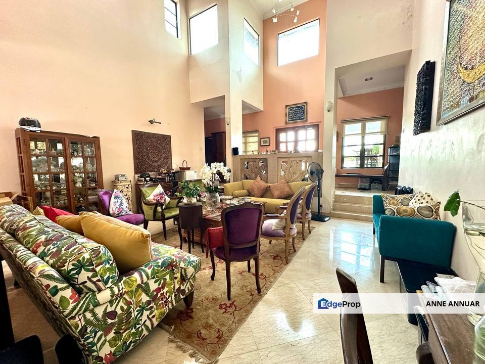 Bungalow Seksyen 11 Shah Alam with pool, Selangor, Shah Alam