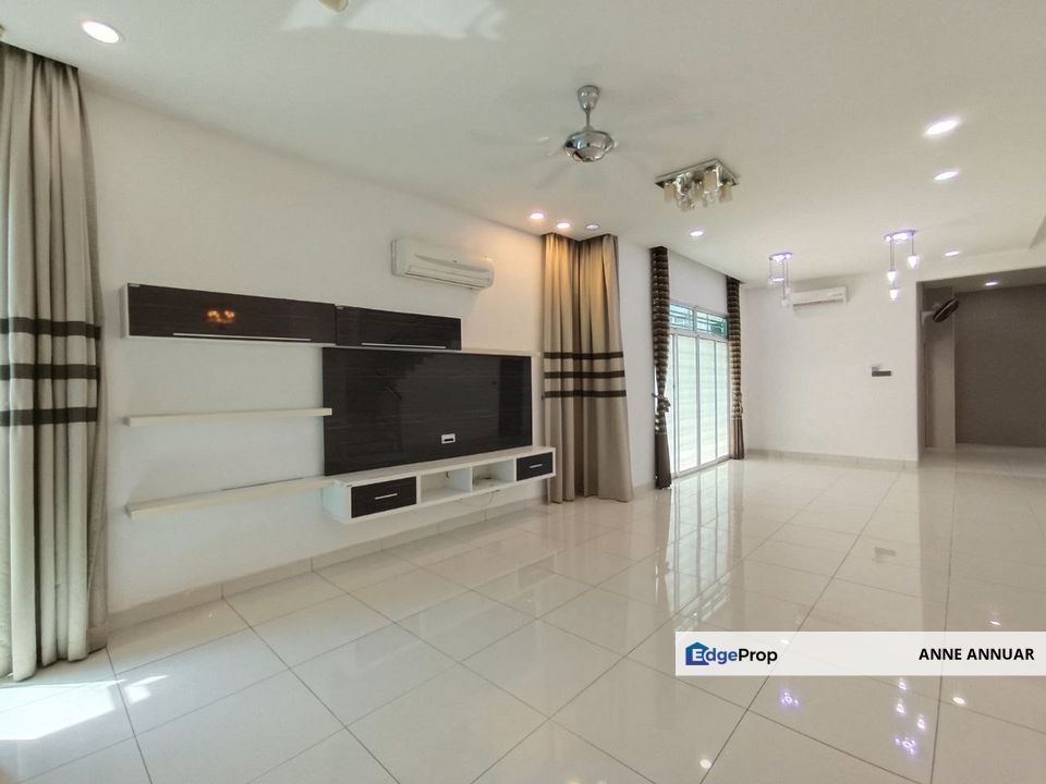 2 Storey Semi D Greenhill Residence Shah Alam, Selangor, Shah Alam