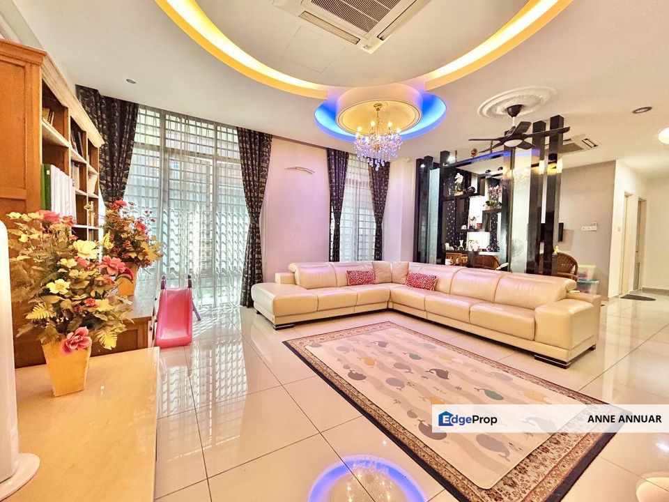 2 Storey Semi D Jalan Kristal Seksyen 7 Shah Alam , Selangor, Shah Alam