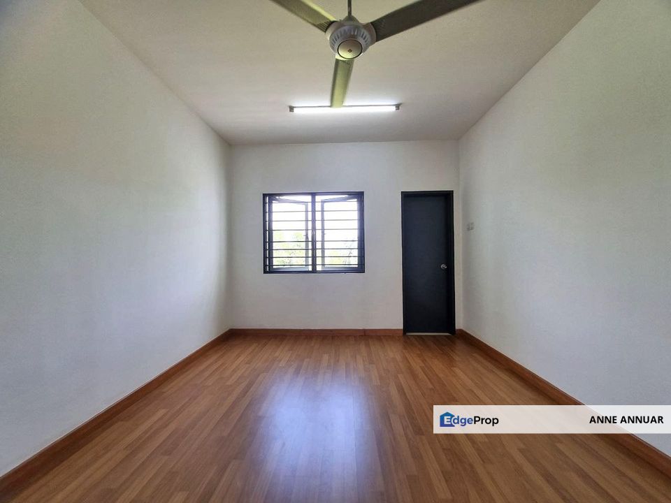 BRAND NEW 2 Storey Superlink Aman Putri Sungai Buloh, Selangor, Sungai Buloh