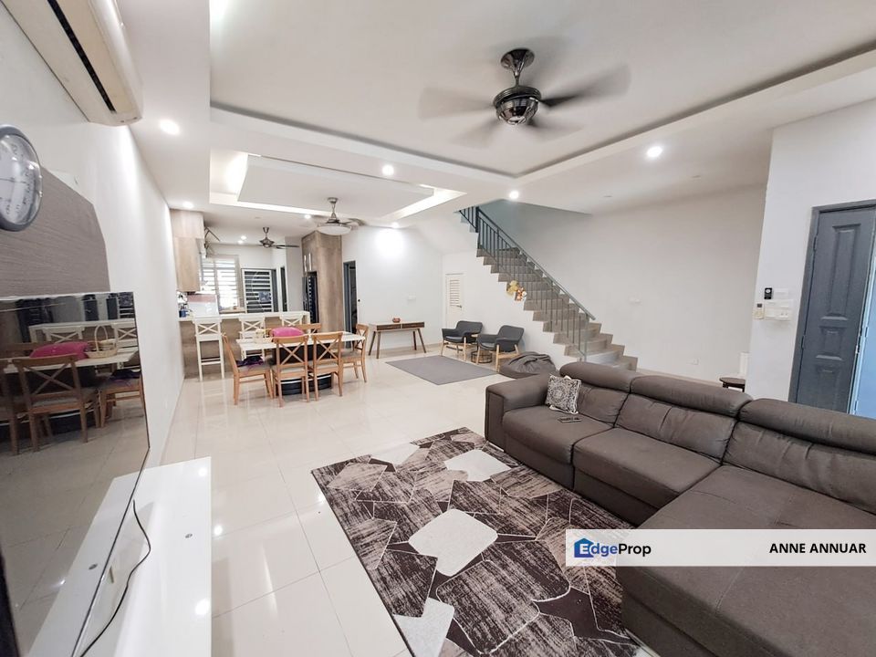 2 Storey Superlink Botania Residence Saujana Rawang, Selangor, Rawang