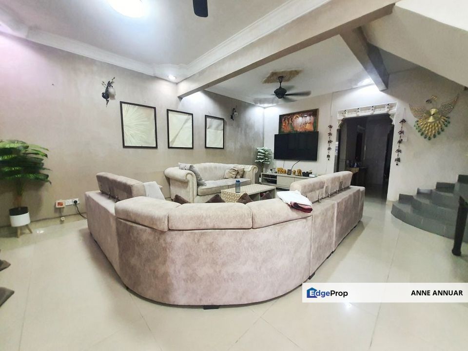 FACING OPEN 2 Storey Terrace Puncak Jalil Seri Kembangan , Selangor, Seri Kembangan