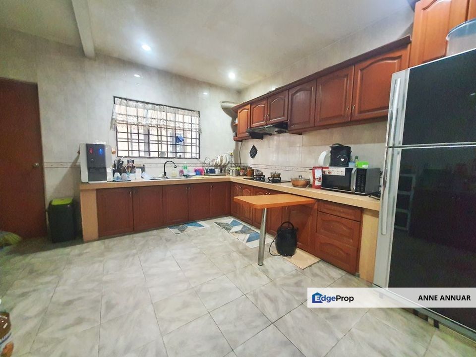 FACING OPEN 2 Storey Terrace Puncak Jalil Seri Kembangan , Selangor, Seri Kembangan