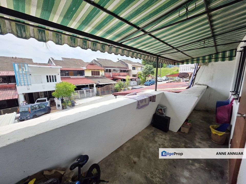 2 Storey Terrace Taman Sri Gombak Batu Caves Selayang , Selangor, Batu Caves 