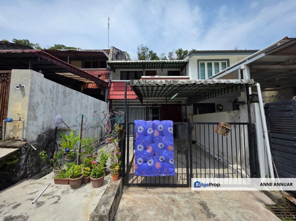 2 Storey Terrace Taman Sri Gombak Batu Caves Selayang , Selangor, Batu Caves 