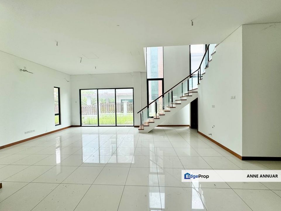 3 Storey Bungalow Laman Permai Subang Bestari U5 Shah Alam with Elevator, Selangor, Shah Alam