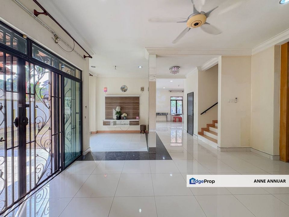 2.5 Storey Semi D Puncak Bangi Seksyen 6 Bandar Baru Bangi, Selangor, Bangi