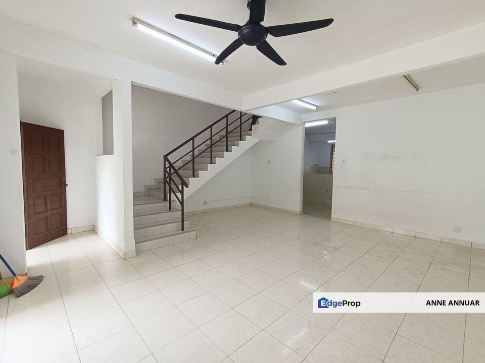 2 Storey Taman Bayu Permai Bandar Country Homes Rawang, Selangor, Bandar Country Homes