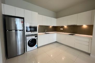 Pavilion Ceylon Hill