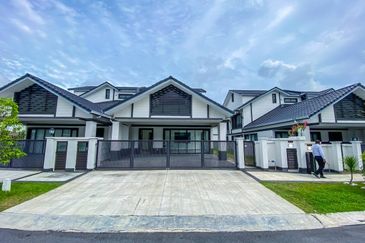 Hevea Elmina Gardens