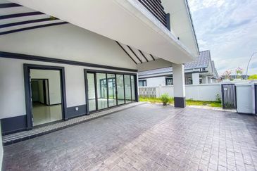 Hevea Elmina Gardens