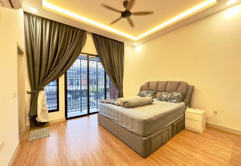 Elmina Green Three @ City of Elmina