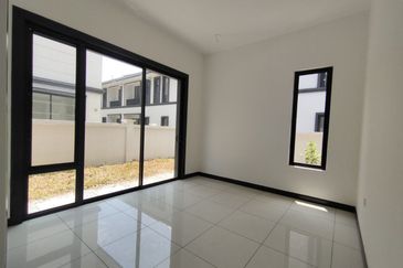 Hevea Elmina Gardens