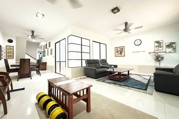 Tropika 2 Bukit Jelutong