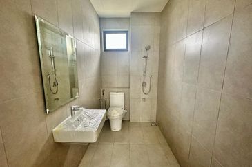 Elmina Green The Eighth @ City of Elmina