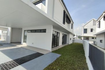 Elmina Green The Eighth @ City of Elmina