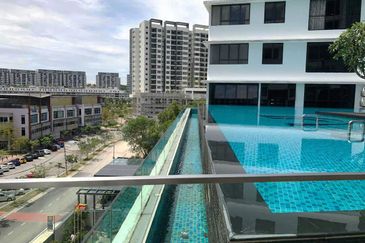 Renai Jelutong Residences