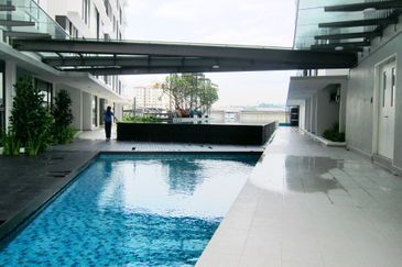 Renai Jelutong Residences