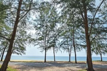 Bungalow Lot Tepi Laut Pantai Teluk Bidara, Kuala Dungun