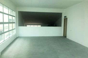 Strategic Location and Below Value 1.5 Storey Shop Office