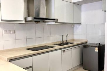 Renai Jelutong Residences