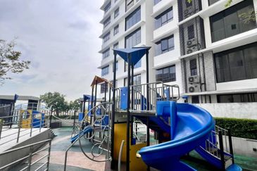 Renai Jelutong Residences