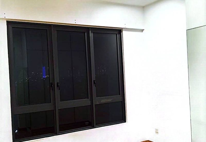 East Parc @ Menjalara