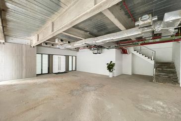 Menara AIA Sentral (formerly Menara Standard Chartered)