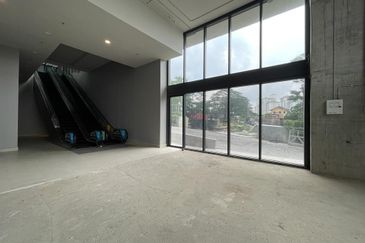 The MET Corporate Towers