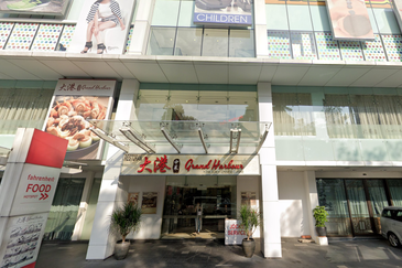 Exclusive 5 Storey Corner Shoplot with Lift in Bukit Bintang area