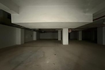  Brand New Retail Mall in Mont Kiara for Rent!