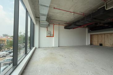 Petaling Jaya Retail Space Seventeen Mall