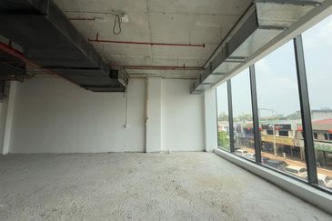 Petaling Jaya Retail Space Seventeen Mall