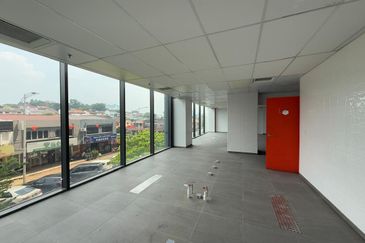 Petaling Jaya Retail Space Seventeen Mall