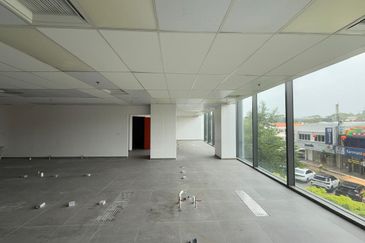 Petaling Jaya Retail Space Seventeen Mall