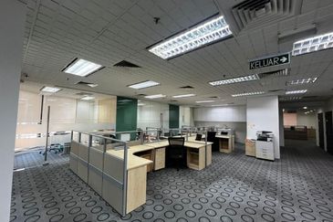 Menara HLX (formerly Menara HLA)