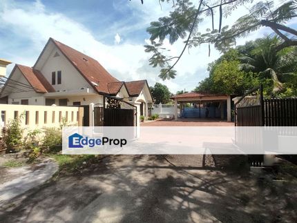 [Renovated] 1.5 Storey Bungalow, Desa Pinggiran Putra, Putrajaya, Selangor, Kajang