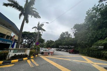 Mount Kiara, Kuala Lumpur, Segambut