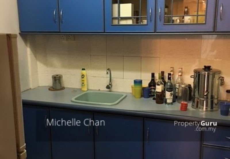 Anjung Hijau (Greenfield Apartment)