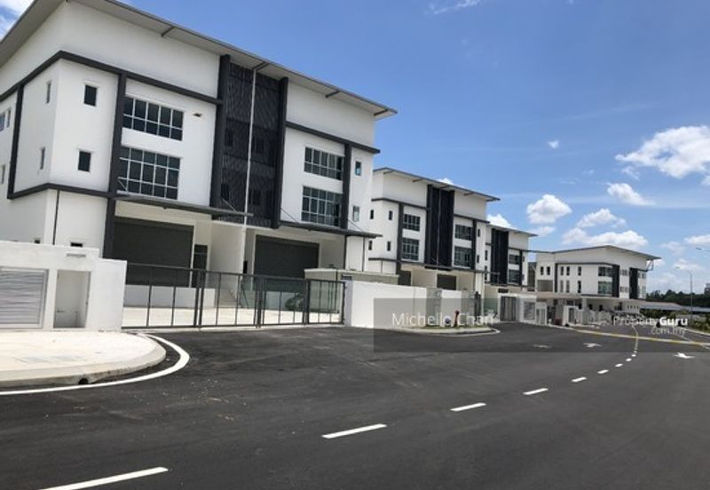 Bonanza Riverfront Industrial Park, Balakong