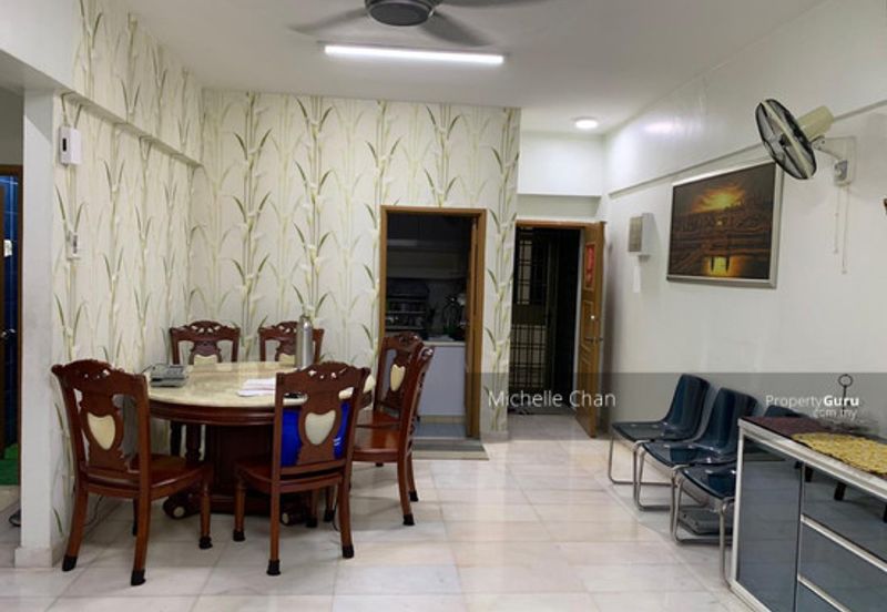 Anjung Hijau (Greenfield Apartment)