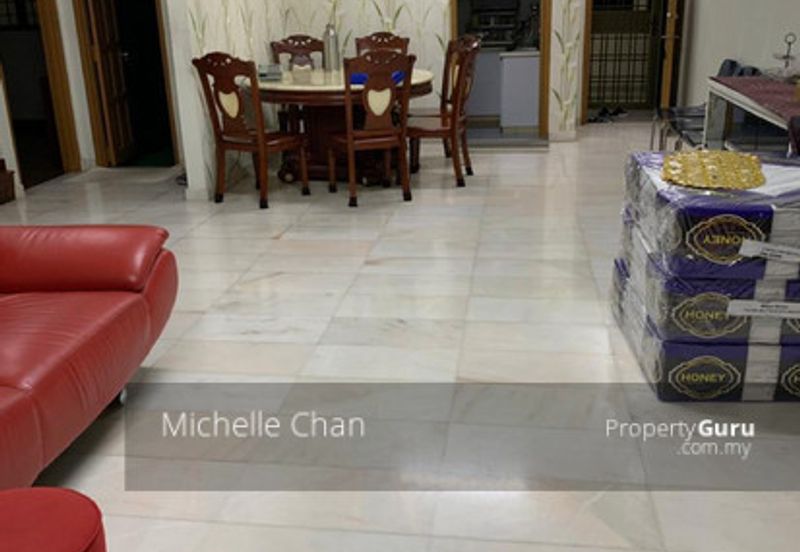 Anjung Hijau (Greenfield Apartment)