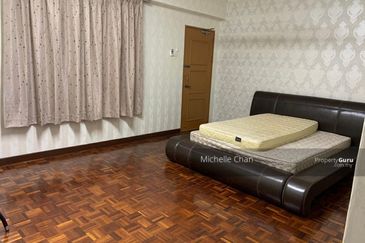 Anjung Hijau (Greenfield Apartment)