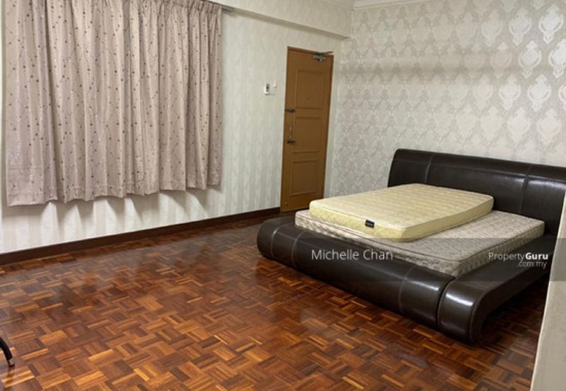 Anjung Hijau (Greenfield Apartment)