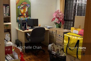 Anjung Hijau (Greenfield Apartment)