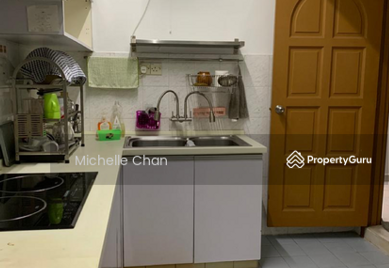 Anjung Hijau (Greenfield Apartment)