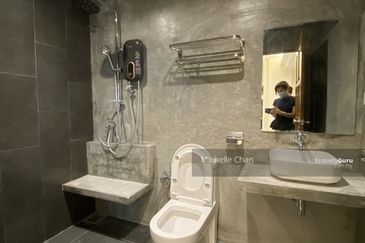 Taman OUG Jalan Awan Kecil 7